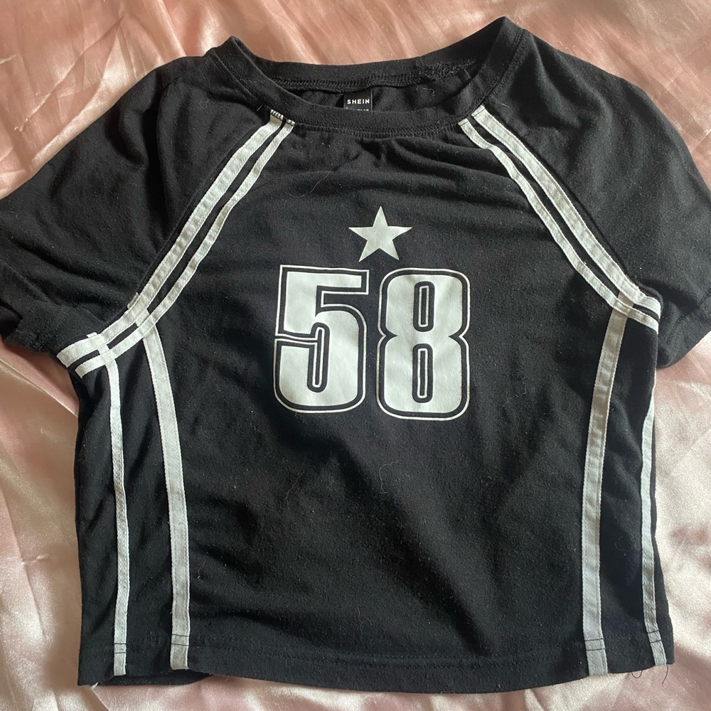 SHEIN Black and White Short Sleeve Tee with Sporty Design